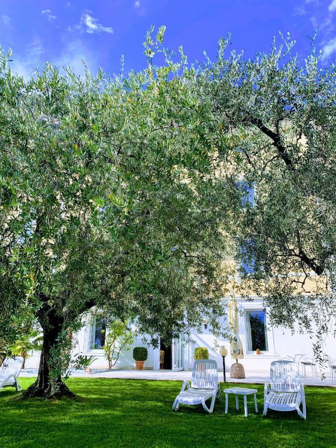 Aparthotel Englovacanze Riva del Garda Exterior photo